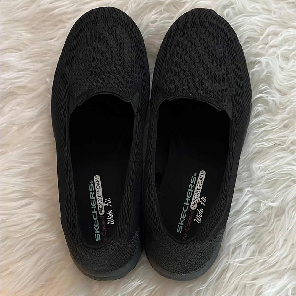 Skechers Black Memory Foam Sneakers Slip-On Comfort - Picture 4 of 4